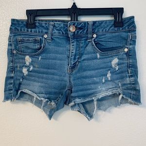 American Eagle Blue Jean Distressed Shorts Size 8